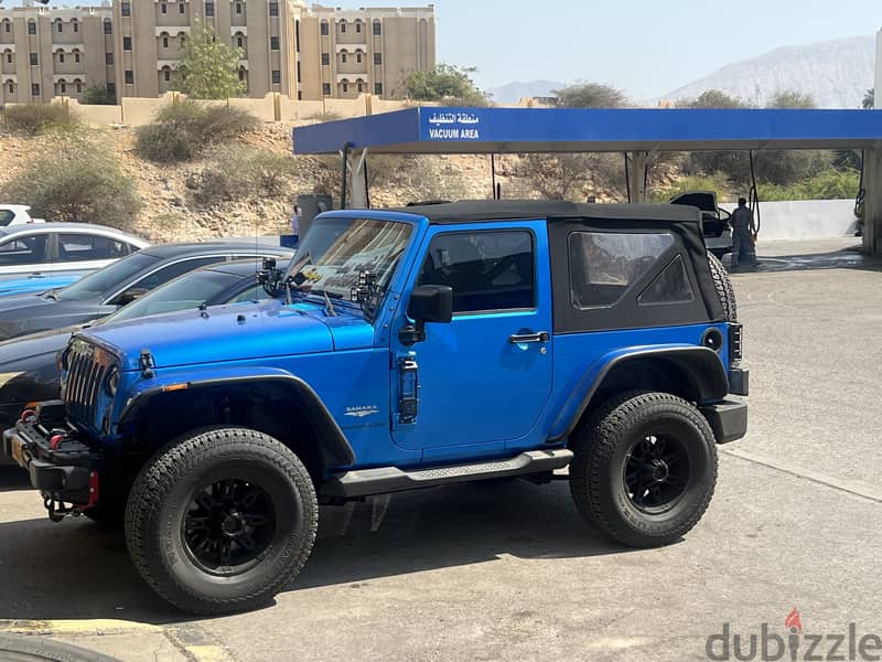 Jeep Wrangler JK soft top 1