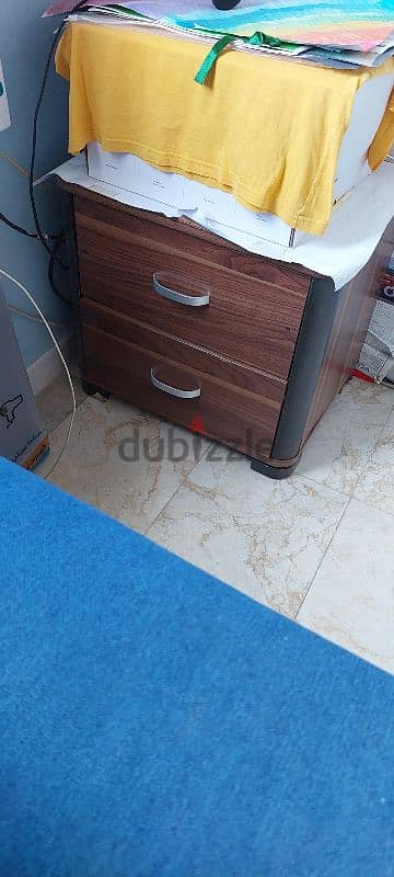 Dressing Table with Vanity counters 1