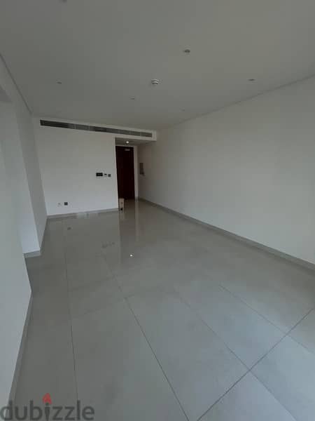 2 Bedroom Sea View Apartment for Rent 8