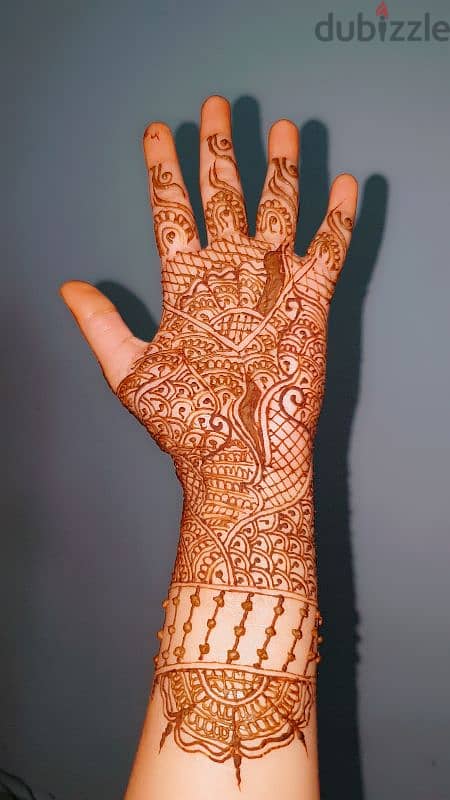 Henna artist 1