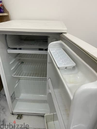 LG BRAND SINGLE DOOR FRIDGE