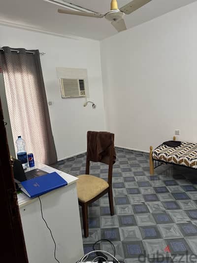 BED SPACE OR ROOM AVAILABLE AT RUWI  OPOSSITE OF APOLLO SUGAR HOSPITAL