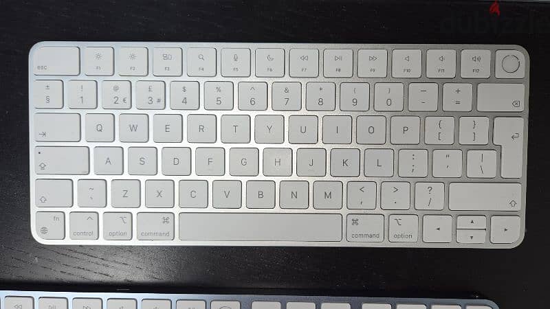 (New & Use)Apple Magic Keyboard with and without (Touch-ID) & (Numpad) 5