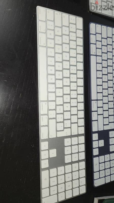 (New & Use)Apple Magic Keyboard with and without (Touch-ID) & (Numpad) 14