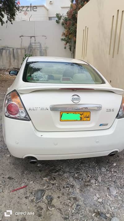 Nissan Altima 2012