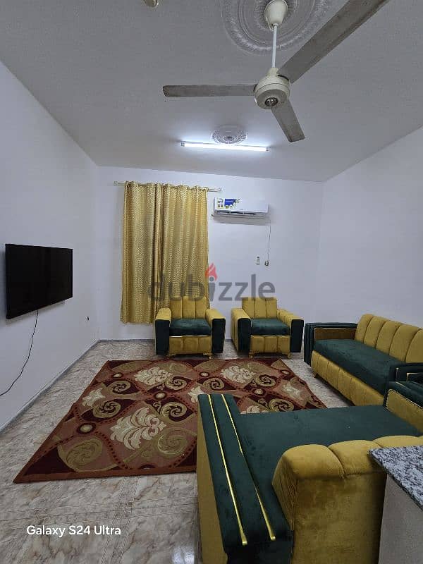 Room, Lounge, Bathroom and Kitchen Nearby Souk alkoud 1