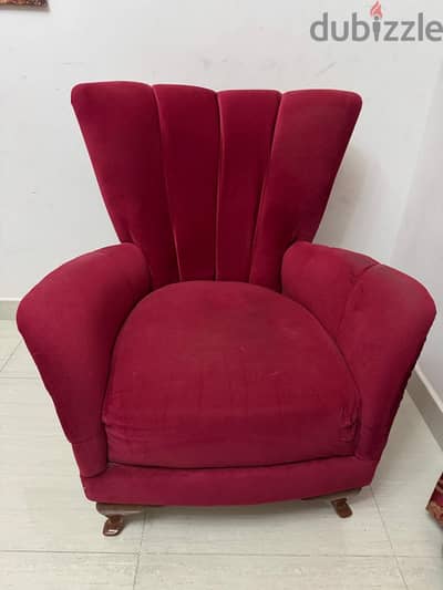 Sofa single seater with good quality cushion