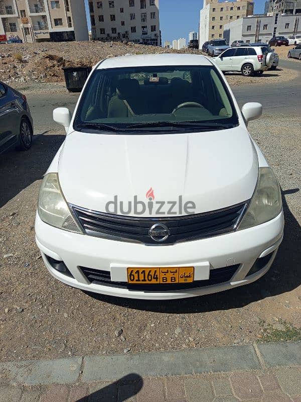 Nissan Tiida 2012 0