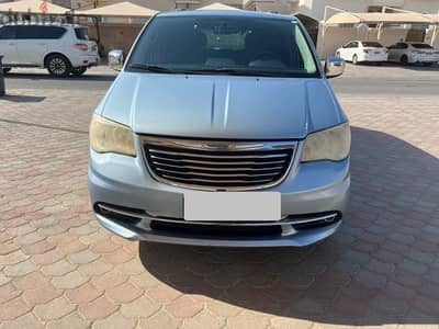 Chrysler Voyager/Caravan 2013