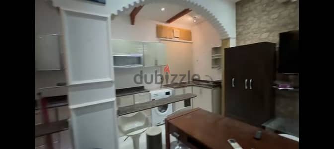 Attractive Studio Furnished Alkhuwair استوديو مفروش غرفة ومطبخ الخوير