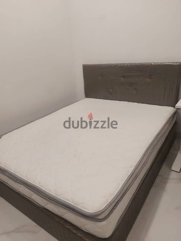 custom made bed / سرير مع مرتبة 1