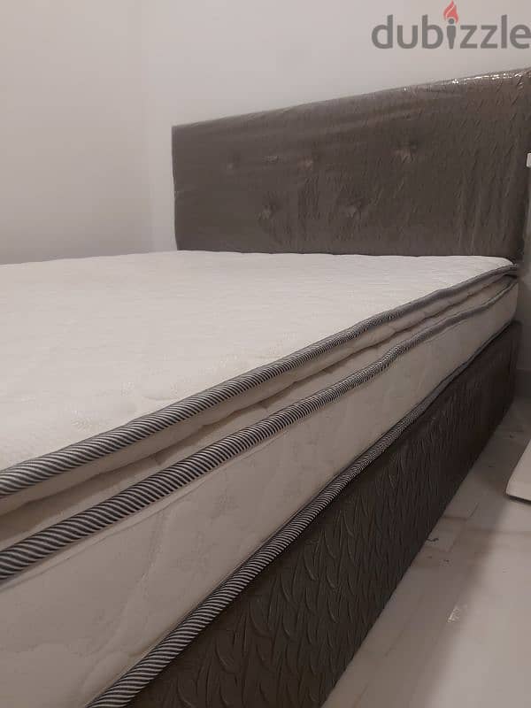 custom made bed / سرير مع مرتبة 2