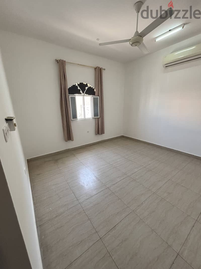 2 room 1 bathroom sharing villa,near AlAin Gift Market Al Khair road 7