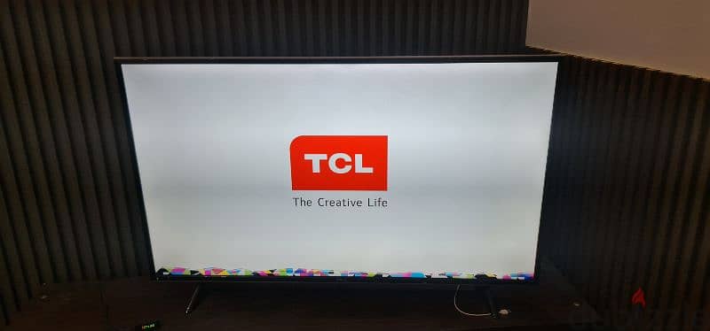 شاشة TCL بحالة ممتازة 3