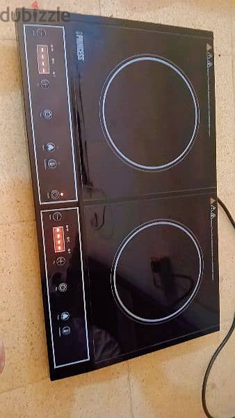 good condition cooker for sale only 35 omr