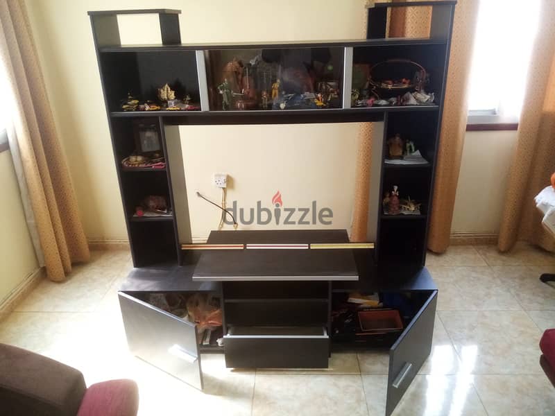 TV Cabinet and Living Showcase ( 5years) 0