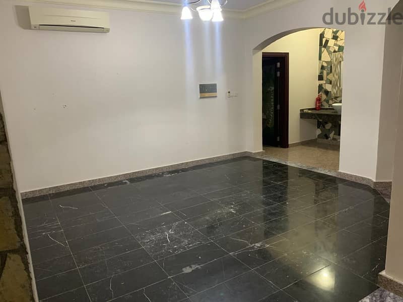 4 bhk very beautiful villa for rent located al maabella 17