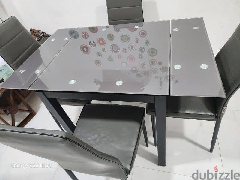 Glass Dining Table. 5