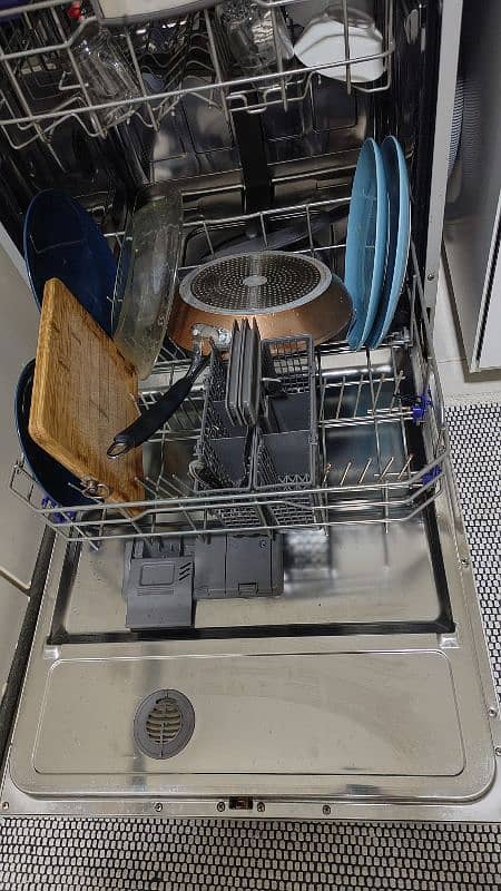 LG Dishwasher Heavy Duty 3