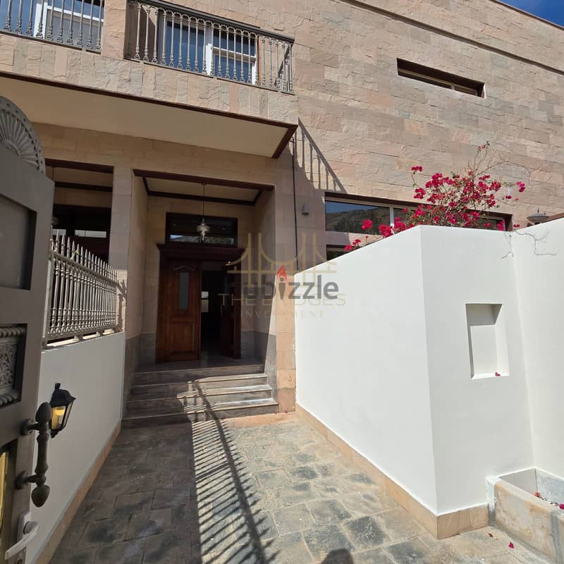 4 BR Spacious Villa in a Private Compound - Qurum 29 9