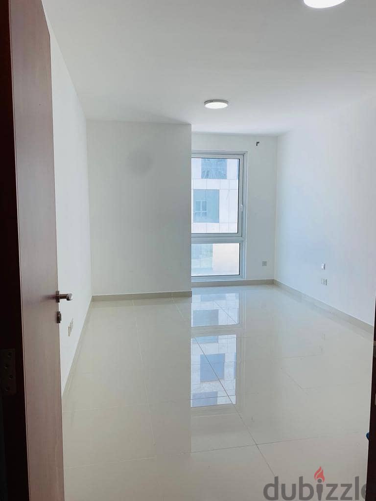 3 BHK Unfurnished apartment in Muscat Grand Mall gfy 6