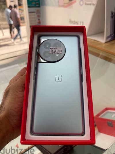 Oneplus 11R 20/256gb (like a new)