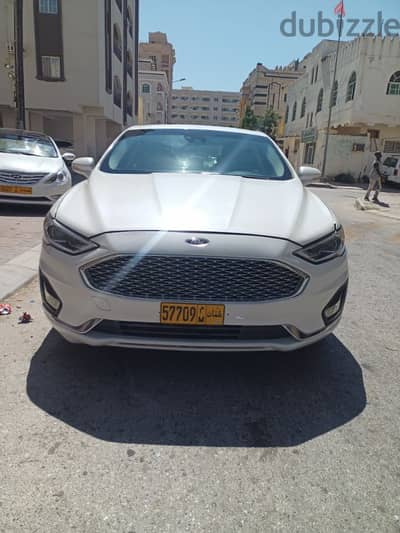 Ford Fusion ( 1.5 CC )