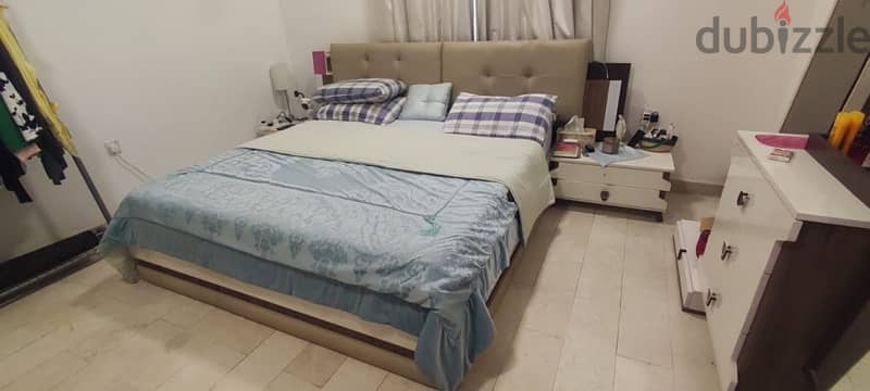 bed room for sale 4