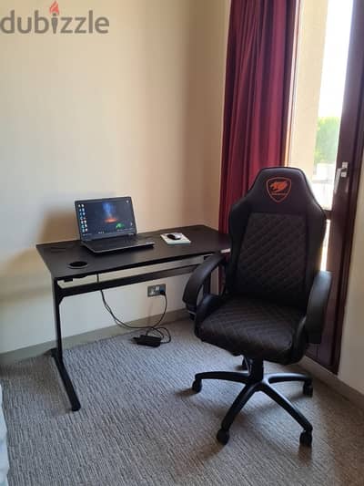 GAMING DESK AND CHAIR