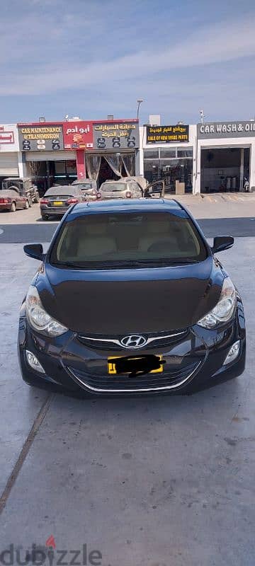 Hyundai Elantra 2012