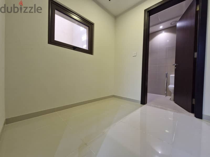 2 BR + Maid's Room Nice Apartment – Muscat Bay with Amenities 8