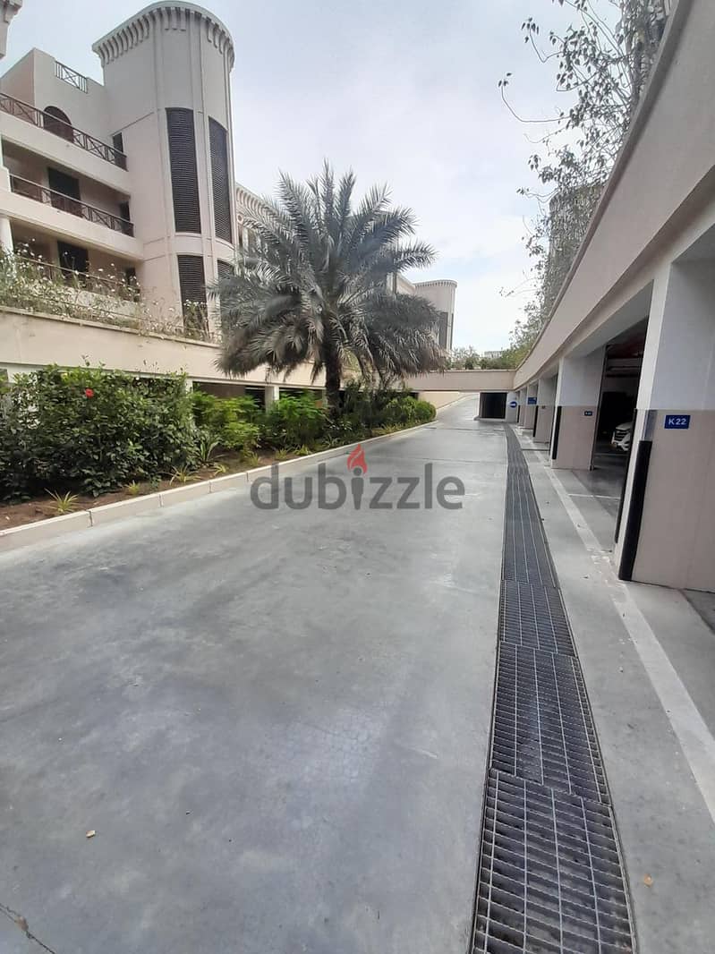 SR- OM-741 Flat for rent inside madinat sultan qabous . 1