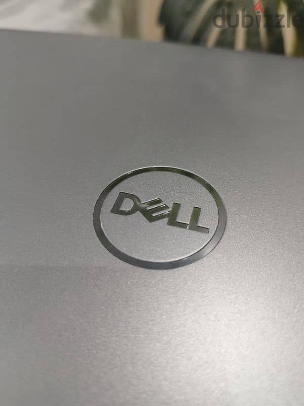 لاب توب محمول DELL ديل شاشة لمس 7