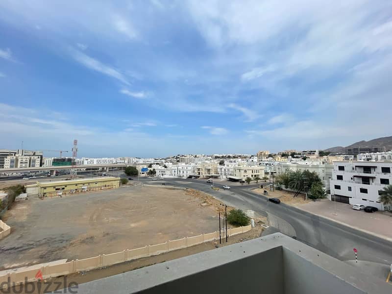 3-Bedroom Duplex Apartment for Rent in Muscat Gallery Bldg. PPA386 7