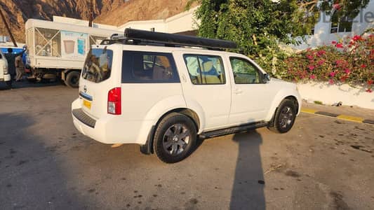 Nissan Pathfinder 2010