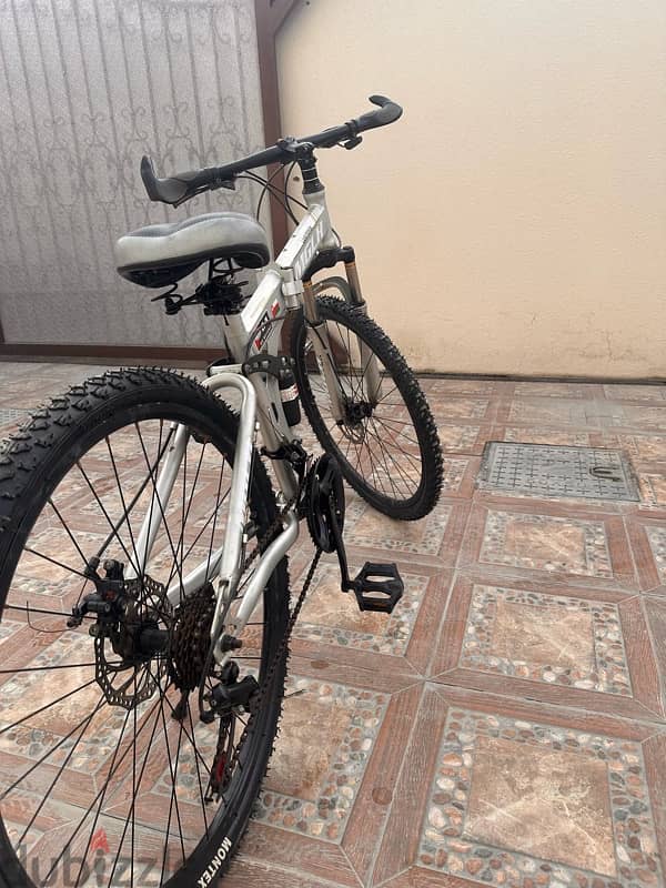 Bike/bicycle for sale دراجة هوائية (سيكل) للبيع 2