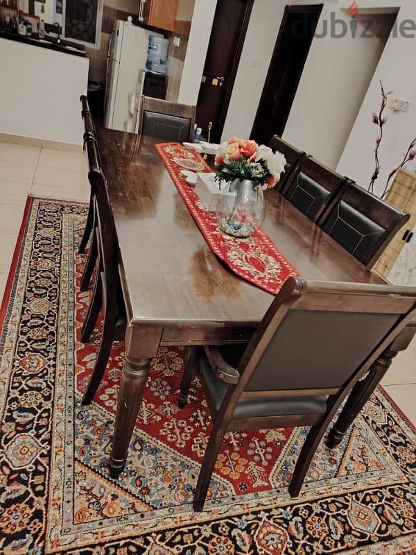 urgent sale 8 seater dinning table set 4