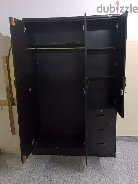 cabinet for sale 3 dor best condition applied for only 35 riyal 1