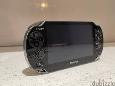 Sony PS vita console portable - Urgent sale- وحدة تحكم سوني PS Vita ال