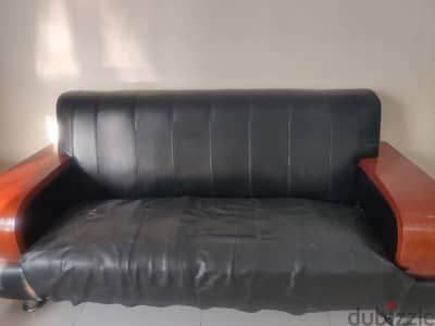 Urgent sale Sofa set 3+1+1