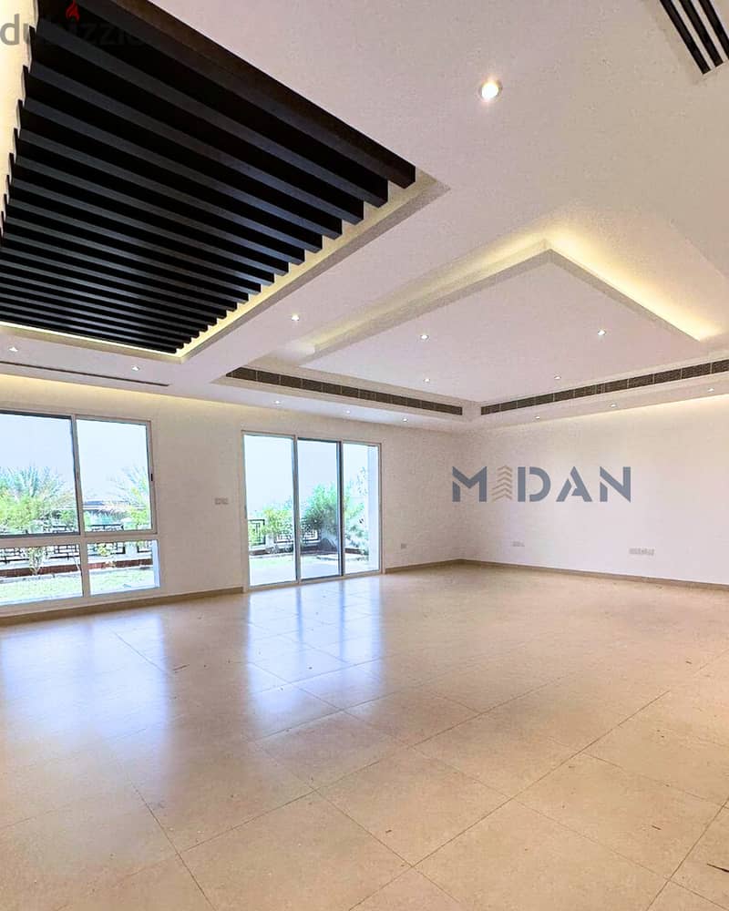 Madinat Qaboos | Beautiful 5+1 BR Townhouse 1