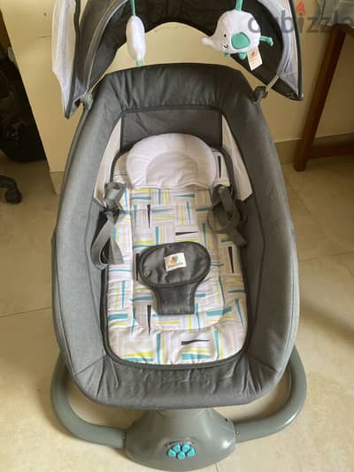 Baby bassinet used sparingly