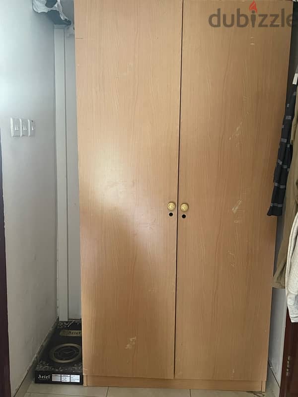 wood cupboard 0