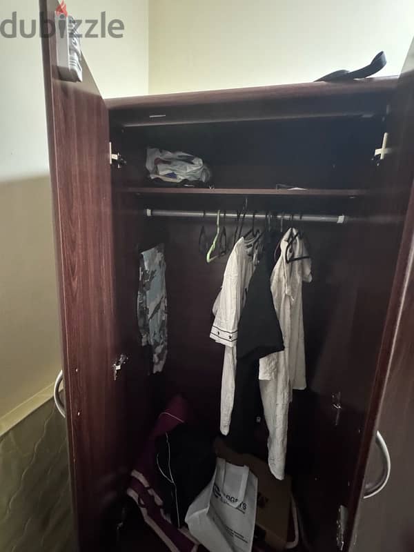 3 Door Cupboard in Mint Condition 1