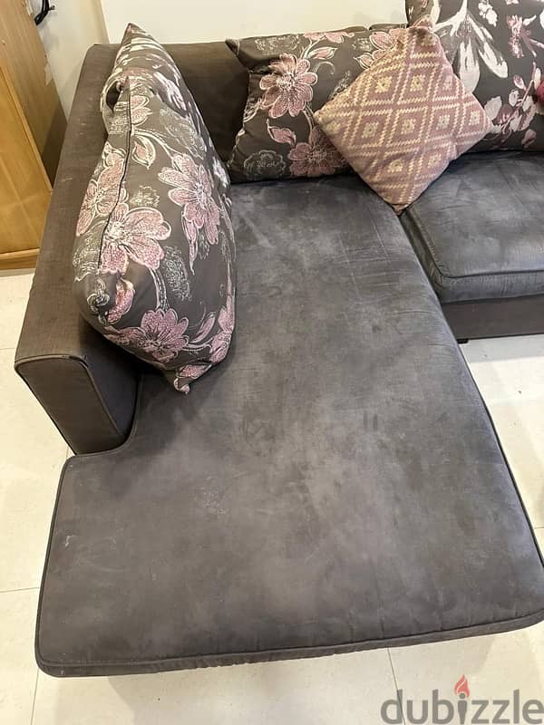 Sofa urgent sale 2