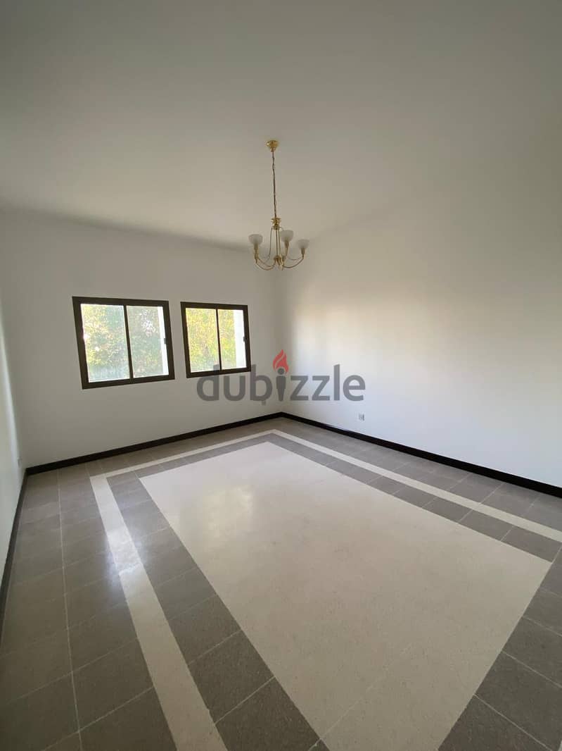 "SR-GF-417 Wide villa to let in Al Mawaleh north. Compound 4