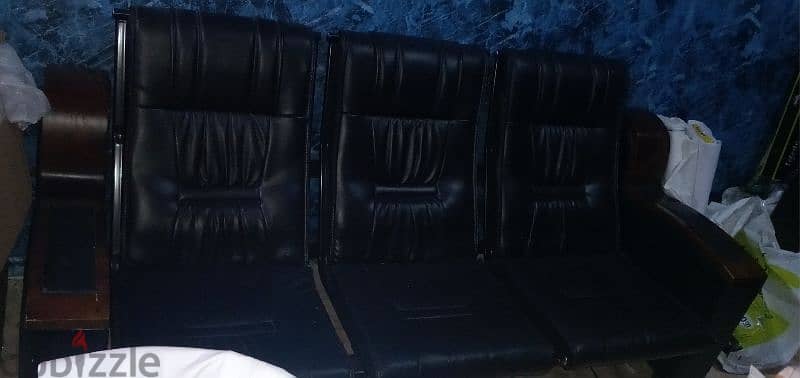 3 seater leather sofa for sale 2