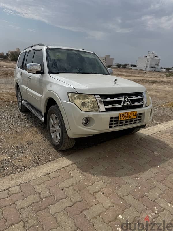 Mitsubishi Pajero 2014 0