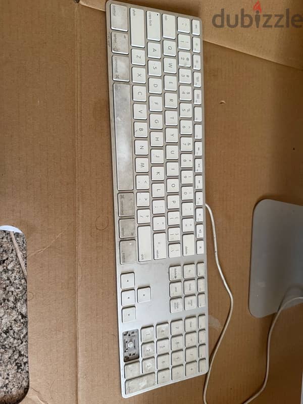 21.5” iMac 2015 in good condition 4