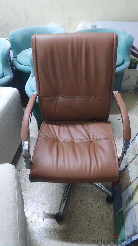 Big Manager New and Used Chairs Quantity available Clearance Sale 3